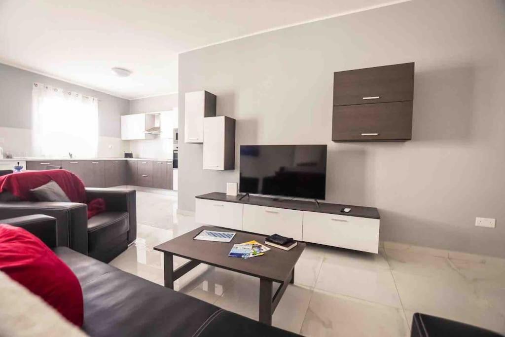 Meadow Views Saint Paul'S Bay Flat 2 Apartment St. Paul's Bay Bagian luar foto